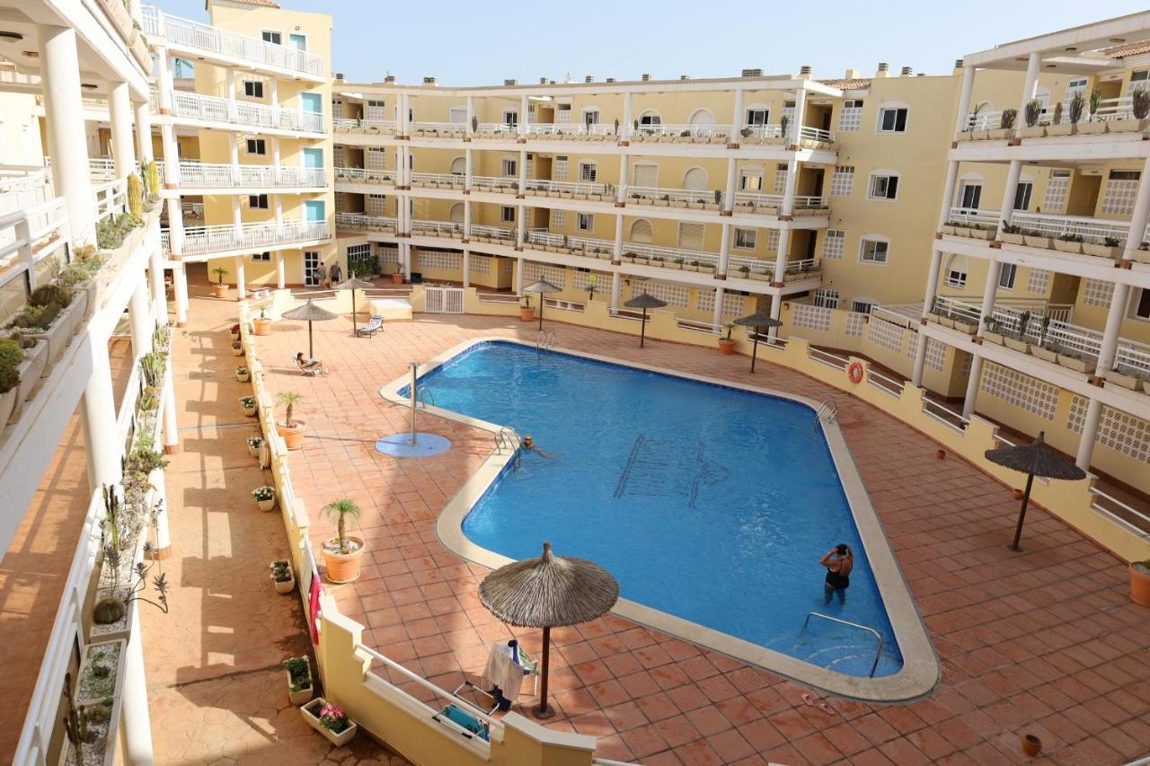 2 Bedroom Apartment At Beach Dehesa De Campoamor Esterno foto